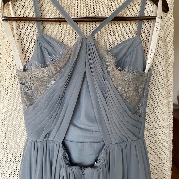 Azazie Leslie - Picture 7 of 7